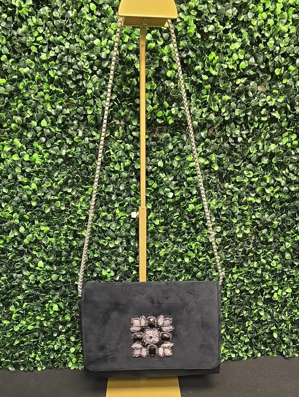 Black Soraya Velvet Classic Clutch – Onyx Stone & Sermeh Embroidery